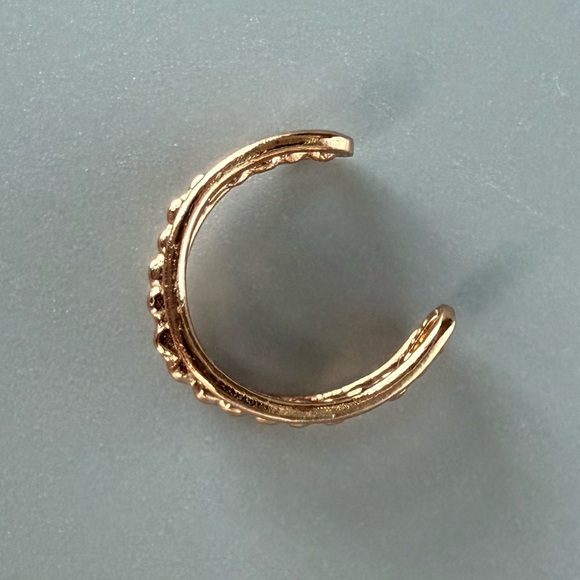 Rose Gold Three Band Ear Cuff - Picture 3 of 5